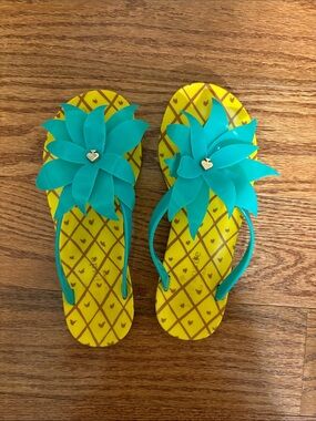 Kate Spade pineapple flip flops